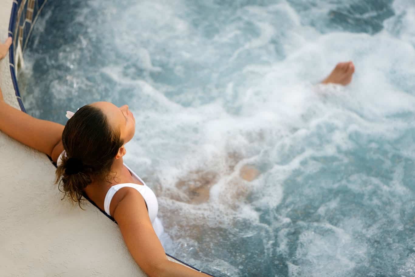 hot tub jacuzzi spa